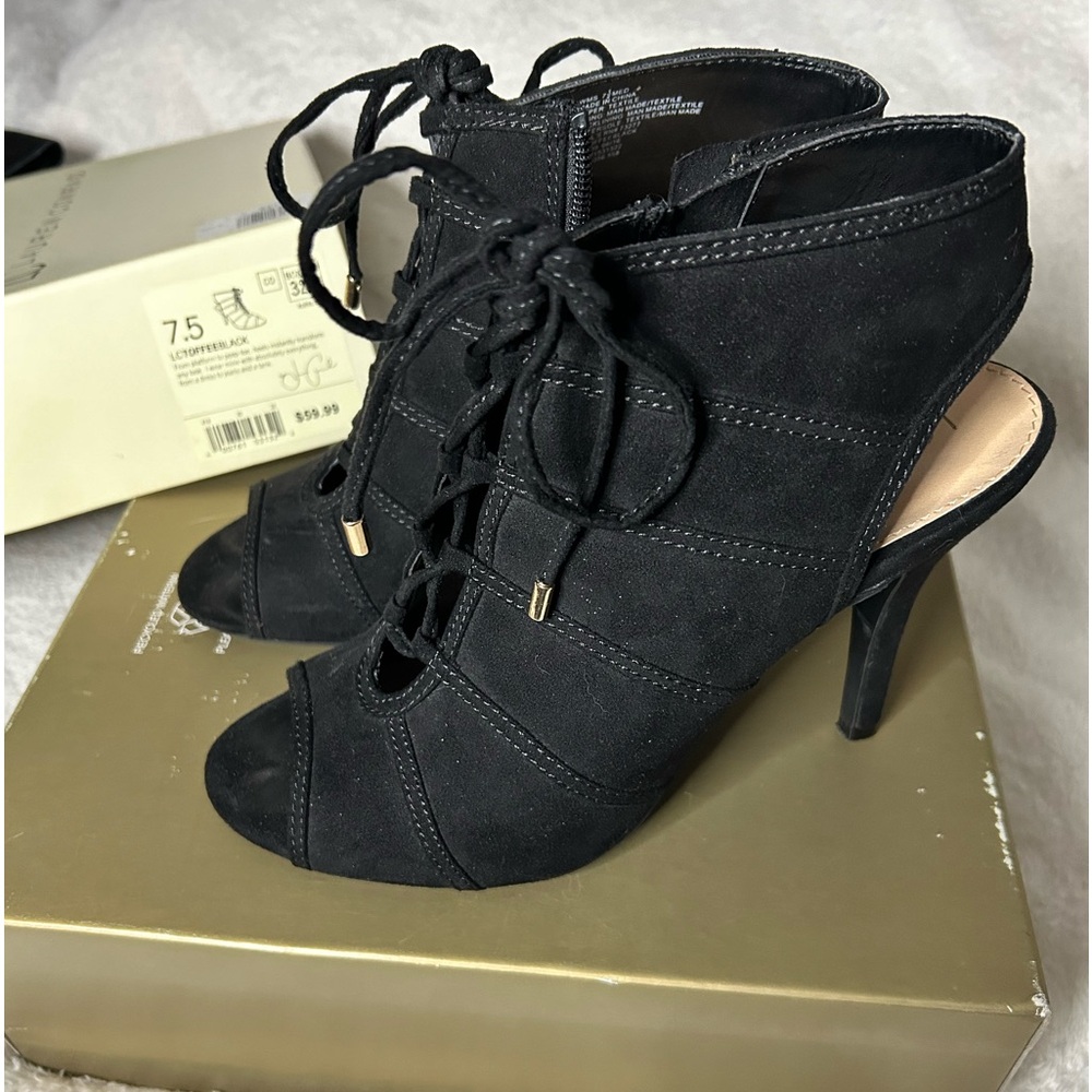 Lauren Conrad Heeled Open Toed bootie